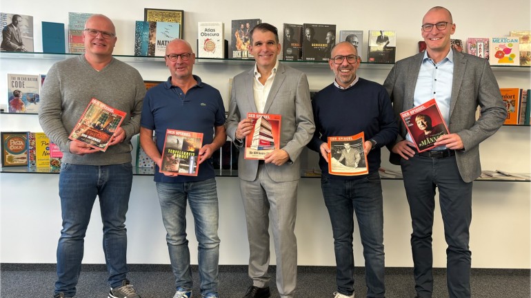 Team effort for the renowned customer from Hamburg (left to right): Michael Blanke, Frank Birkenhake, Dirk Kemmerer, Oktay Kocak, and Stefan Fiedler.